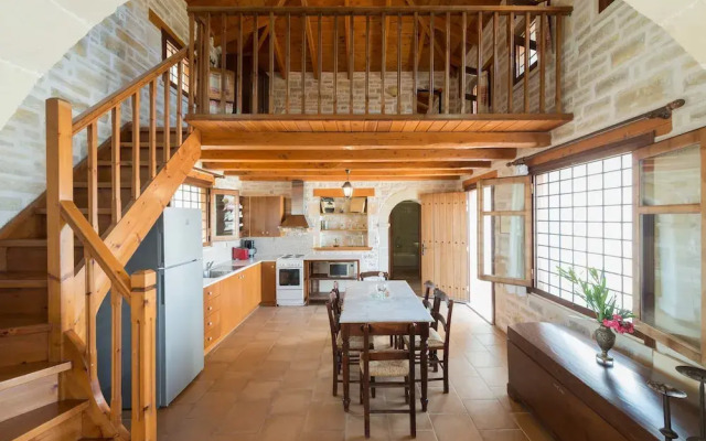 Asterion Villa by LeaderStay