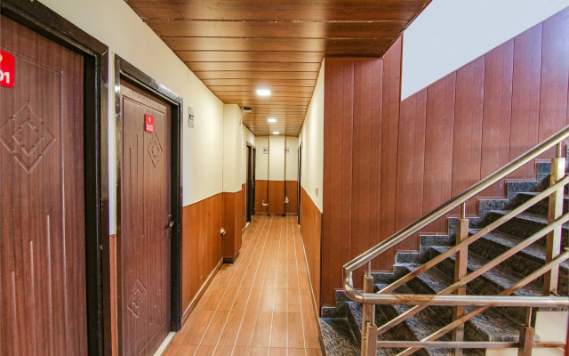 Fabhotel Doon Maira