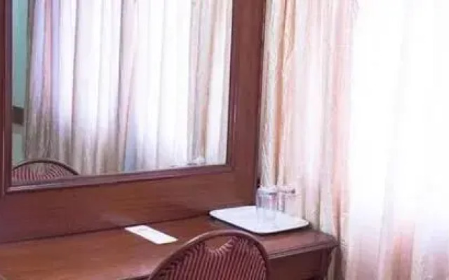 Hotel Nandhini - Minerva Circle