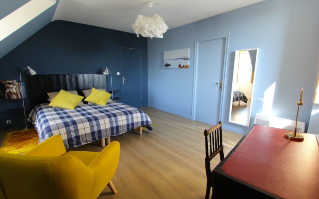 Le Pêcheur aux Gites du Port de Paimpol