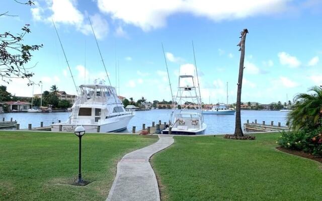 Bay View #7 - 3 Bedroom, 3.5-bath Waterfront Townhouse in a Gated Community in Rodney Bay 3 Townhouse