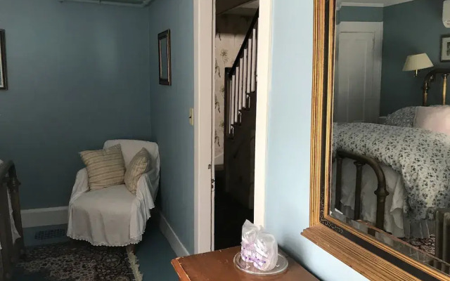 Monadnock Inn