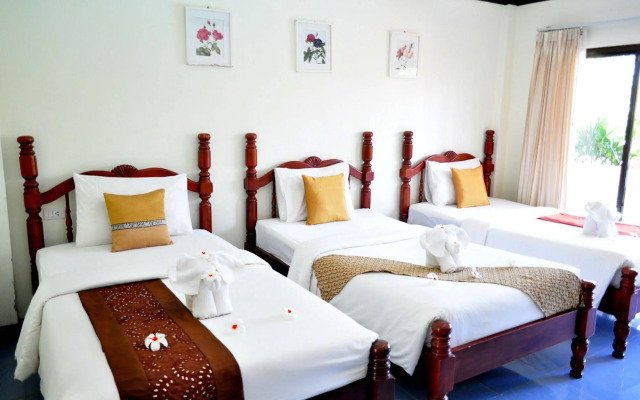 Lanta Seafront Resort