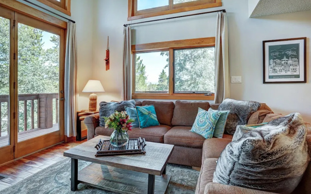 Sophie's Chalet 3 Bedroom Townhouse by RedAwning