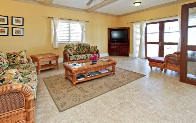 Azure Cove, Silver Sands. Jamaica Villas 5BR