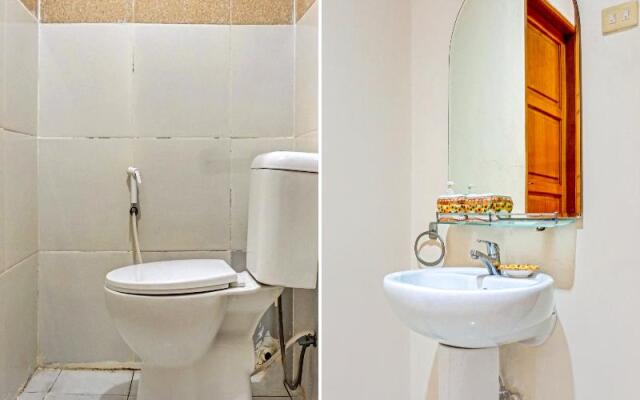 SPOT ON 90295 Simprug Residence