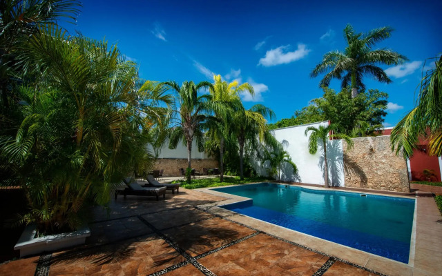 Hotel Embajadores