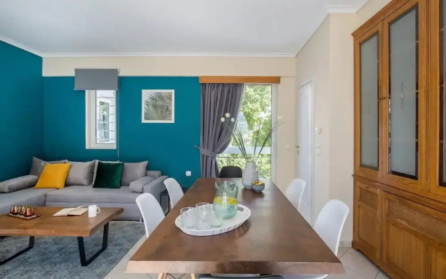 Stylish one-bedroom maisonette in Mets