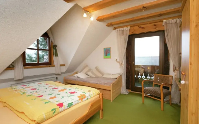 Warm Apartment In Bombogen With Private Parking