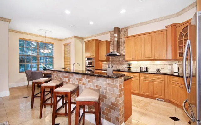 Walk to Beach Spacious Estate with Hot Tub & Game Room