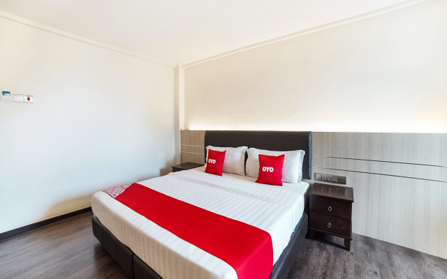 Palace Inn – Guest Rooms – Miri