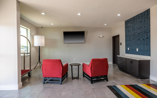 Studio 6 – Giddings, Tx