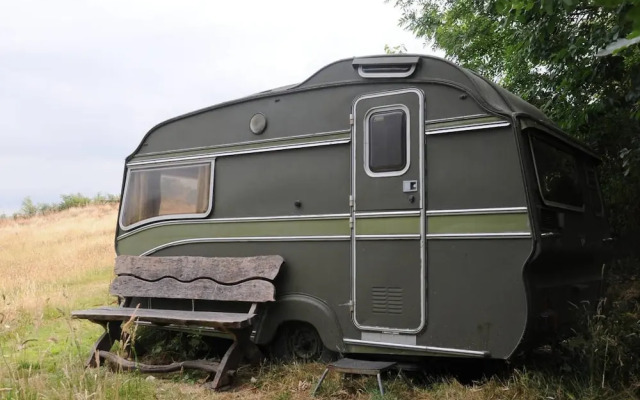 Vintage Safari Caravan