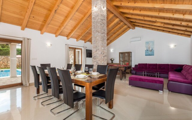 Amazing Home in Gostinjac With Wifi and 3 Bedrooms