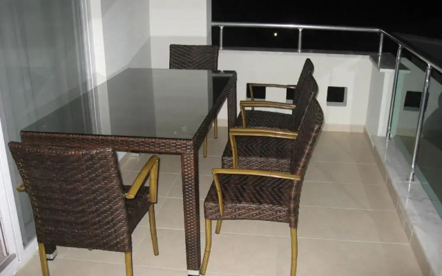 Apartment in Olive City