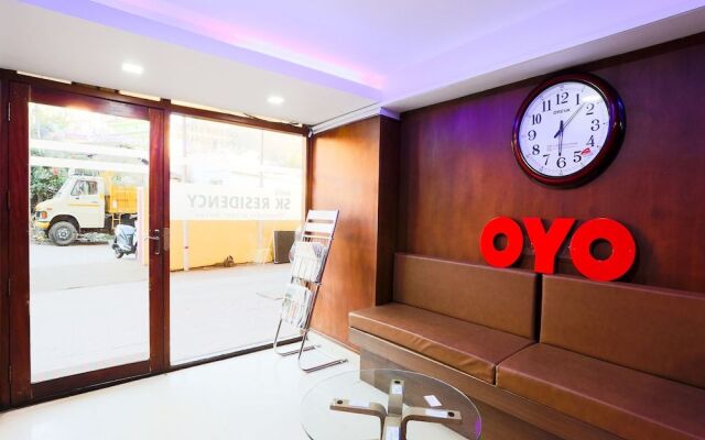 Oyo 27661 Hays Sk Residency