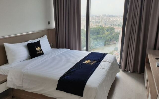 Stay In Vietnam Vinhomes Golden River