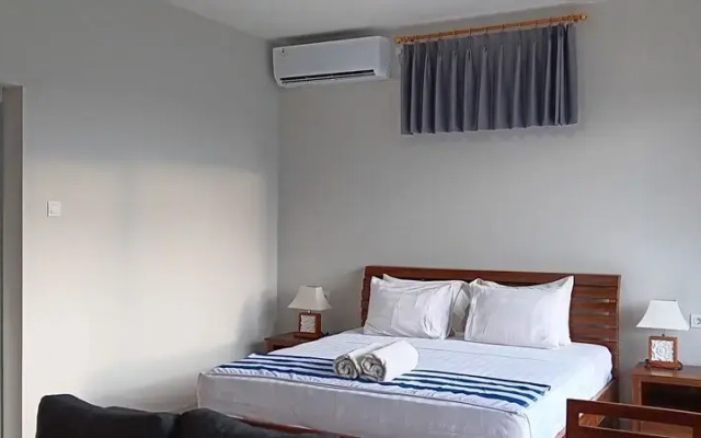 Sarining 2BR Villa with Pool