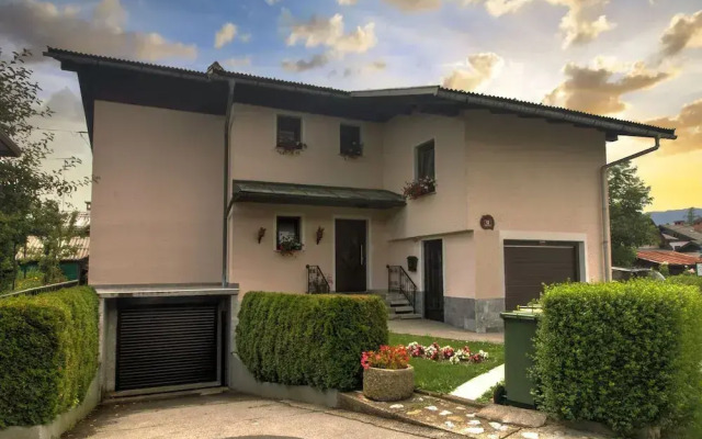 Beautiful Apartment in Bled Near Lake