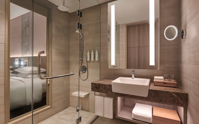 Courtyard By Marriott Setia Alam