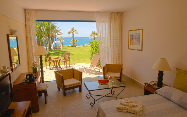 Azia Resort and Spa