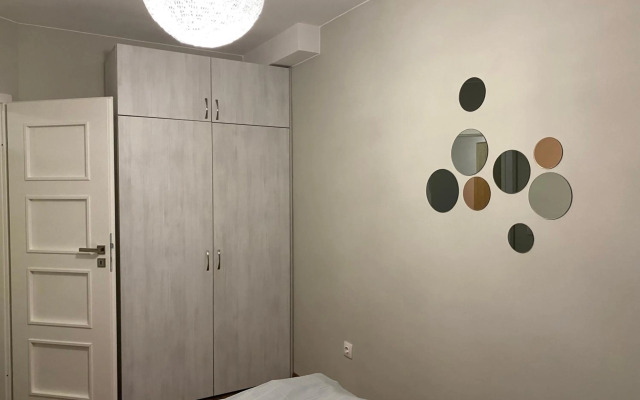 Уютен апартамент на 3 мин. от главната и Капана +паркинг