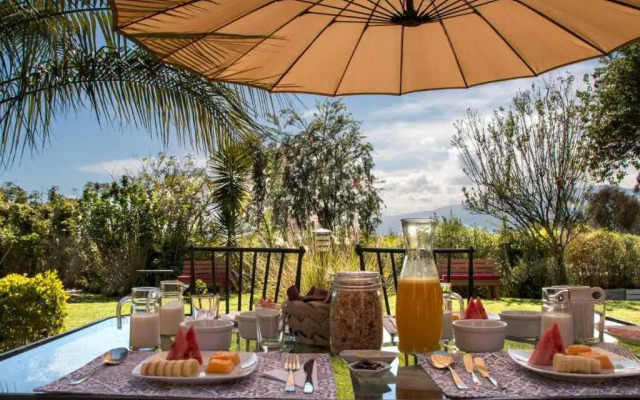 Ilatoa Lodge