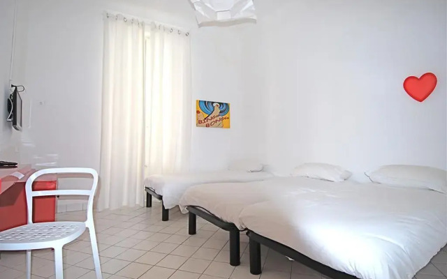 Nice Art Hotel - Hostel