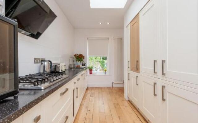 The Lochside House Residence