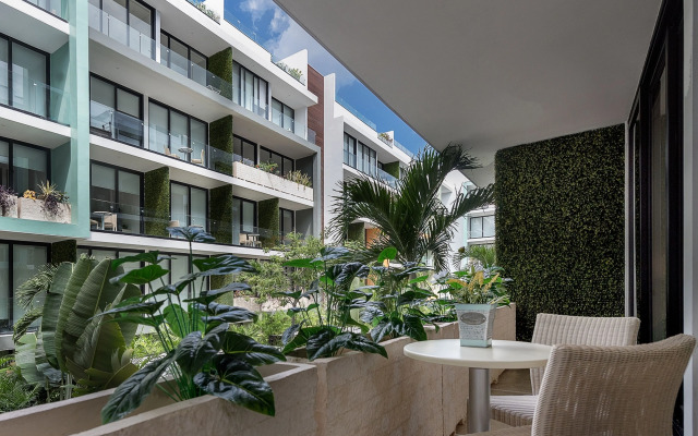 KLR The City Condos By Sercotel