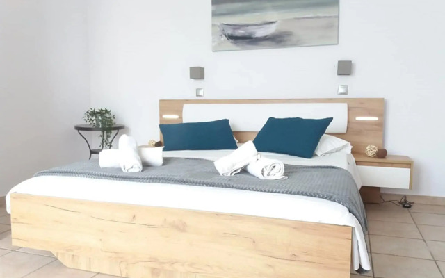 Oceanis Rooms Apartments