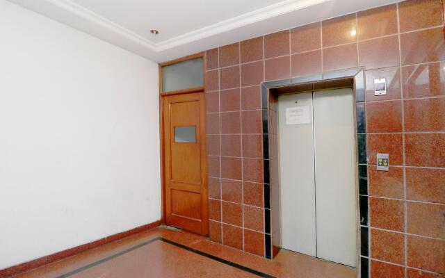 OYO 24483 Hotel Plaza