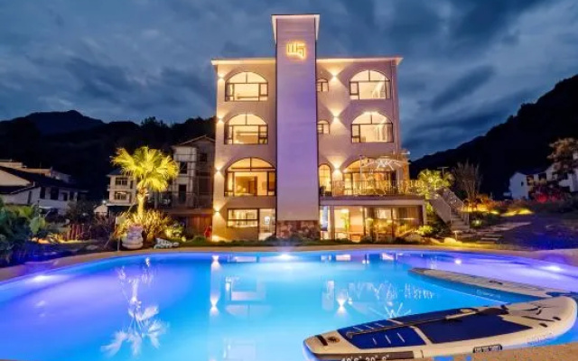 Yulin Homestay (Sanqingshan Tourist Highway) – Pool – Shangrao