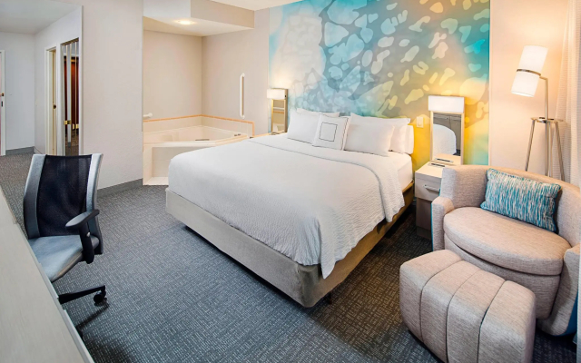Courtyard by Marriott West Palm Beach Airport