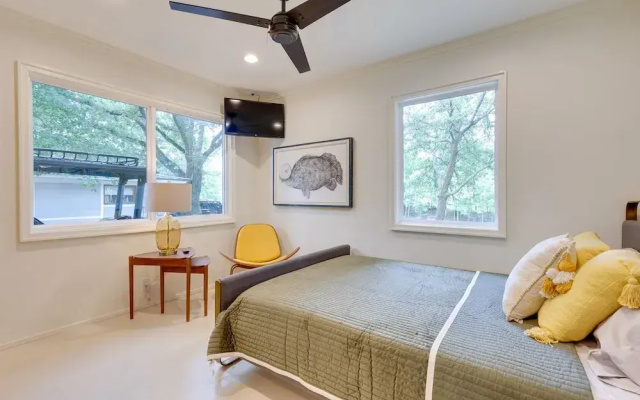 Chic Ocean Springs Vacation Rental Near Downtown!