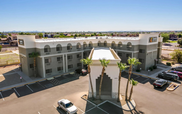 Comfort Inn & Suites Surprise Near Sun City West