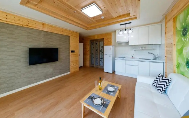 Yeosu Sora Noeul Pension