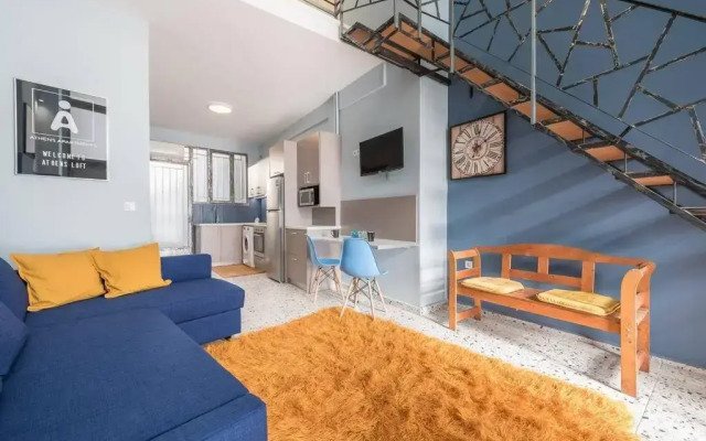 Athens Loft (for person with mobility problems)