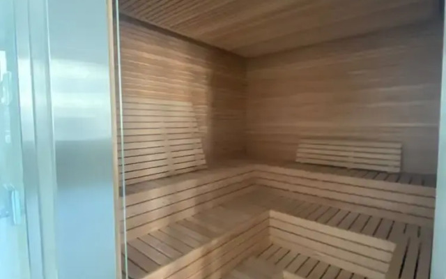 Studio with Amenities and River View by BT Homes