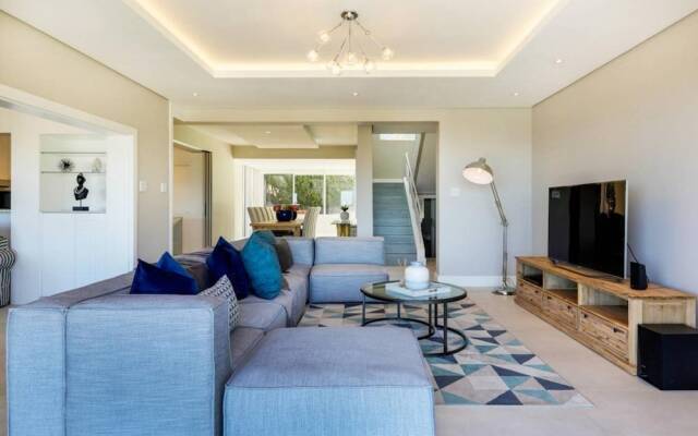 Spacious Holiday Villa w Private Pool Garden Serein