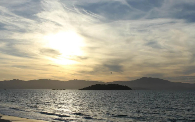 Caravaggio Praia Hotel
