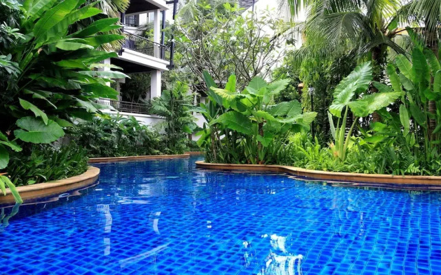 Kata Gardens 2br Sea Garden View 8B