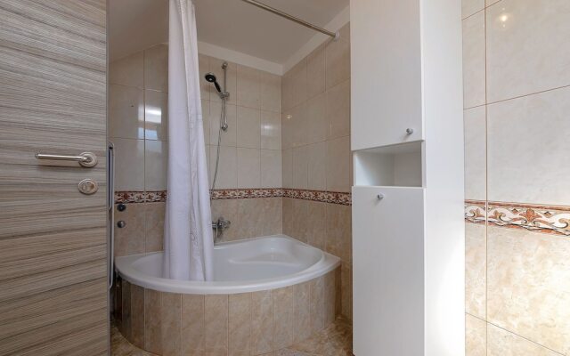 Spacious Holiday Home With Private Pool in Rovinj