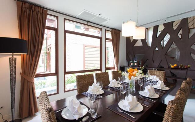 Amatapura Beachfront Villa 10