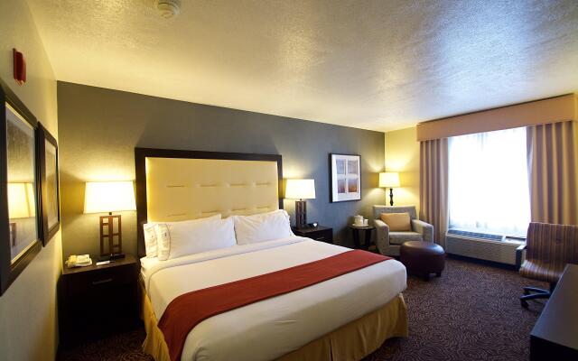 Holiday Inn Express & Suites Ogden by IHG