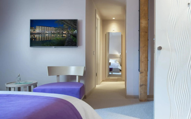 Hydrama Grand Hotel