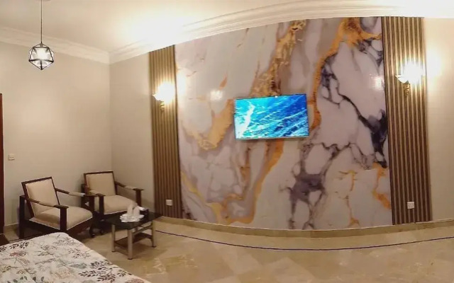 Travel Lodge Clifton