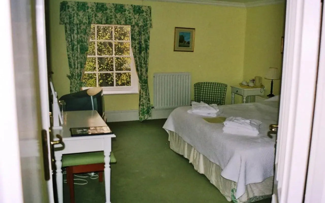 Priory Bay Hotel