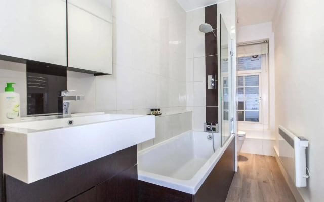 Club Living - Liverpool Street Apartments