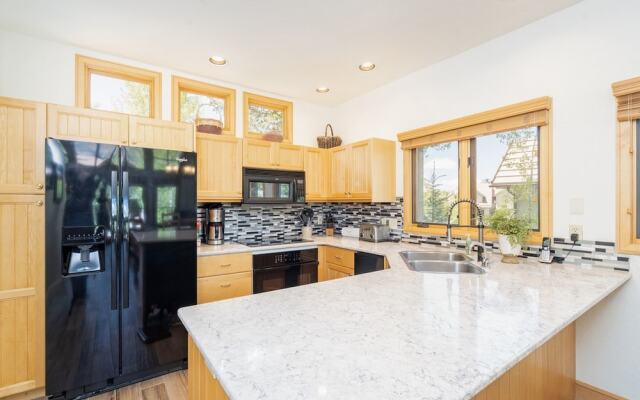 Aspen Ridge 31 by Alpine Lodging Telluride